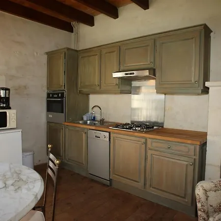 Chateau De Mouillepied Hotel Port-dʼEnvaux