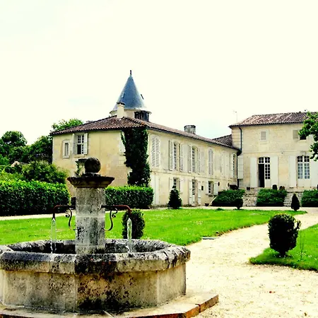 Chateau De Mouillepied 3* Port-dʼEnvaux