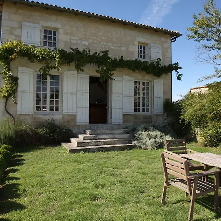 Chateau De Mouillepied Hotel