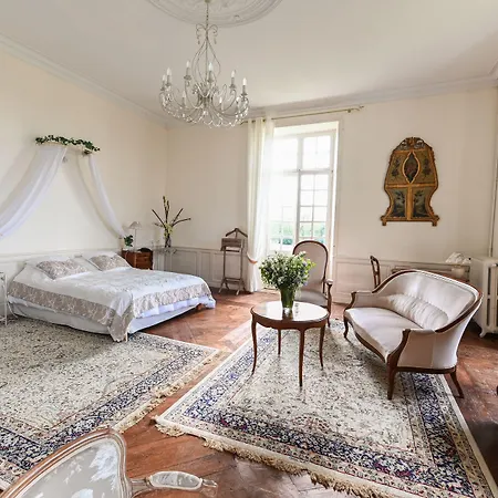 Chateau De Mouillepied Hotel