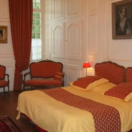 Chateau De Mouillepied Port-dʼEnvaux