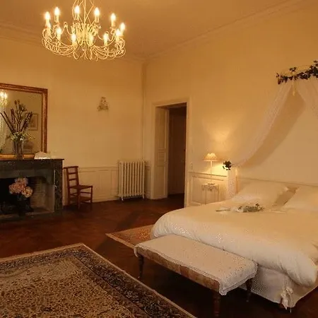 Chateau De Mouillepied 3*